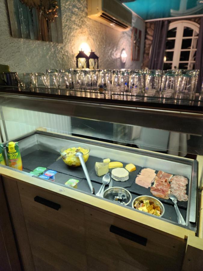 Logis Hotel Restaurant Les Charmettes Argelès-sur-Mer Kültér fotó